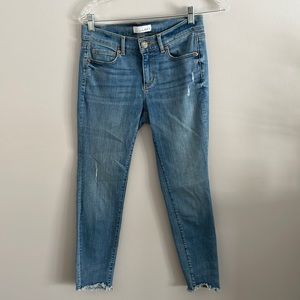 LOFT light blue wash modern skinny ankle jean. Size 26p/2p